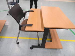 lot 92 image: Computer desk with chair