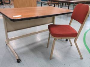 lot 97 image: Work desk with red chair