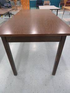 lot 104 image: Sturdy wood base table
