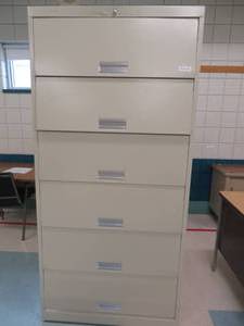lot 114 image: Lateral file cabinet