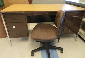 lot 141 image: METAL DESK AND CHAIR