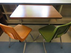 lot 161 image: TABLE & CHAIRS