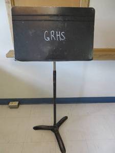 lot 165 image: MUSIC STAND