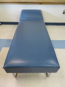 lot 169 image: SPORTS TABLE COT