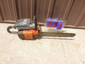 Pioneer chain saw. Untested. Turns over with good compression. As shown.