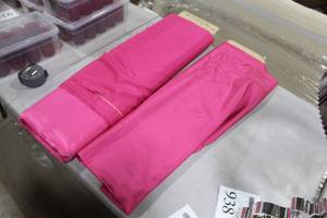 lot 937 image: Fabric