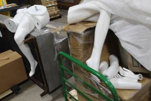 lot 983 image: Sitting Female Mannequin wo Pedestal