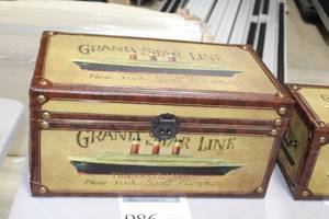 lot 986 image: Vintage Leather Bound Trunk