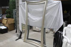 lot 999 image: Decorative Concave Framed Mirror 43Wx78H