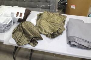 lot 1069 image: Fabric GoldBlack