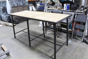 lot 869 image: Wood Top Metal Table