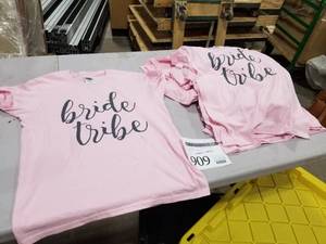 lot 909 image: Lot of (18) Gildan Ultra Cotton Ladies T-Shirts
