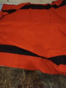 Red Hudsons Bay blanket