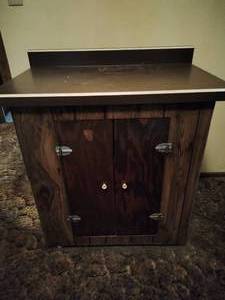 Wood cabinet