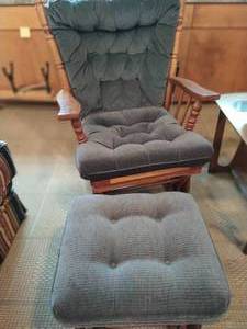 Rocking Chair with Ottoman