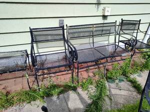 Metal Patio Seating & Coffee Table