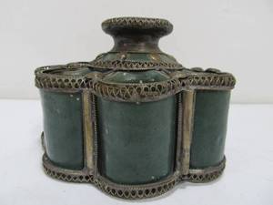 lot 53 image: Vintage Art Pottery Pen Holder 
