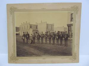 lot 71 image: Orig Antique ST. CLOUD Union Band Photograph
