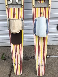lot 312 image: Pair of Vintage 1960s-70s THE SWINGERS Water Skis