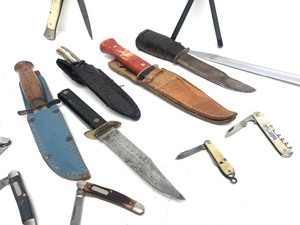 lot 259 image: Collection of Assorted Vintage Knives