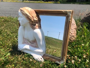 lot 9 image: Beautiful Vintage Marc Sijan Sculptural Wall Mirror