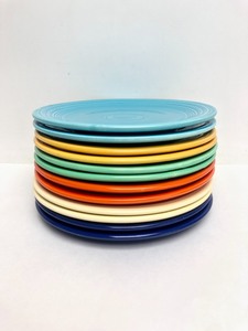 lot 46 image: Lot of 12 FIESTA Ware Dinner Plates