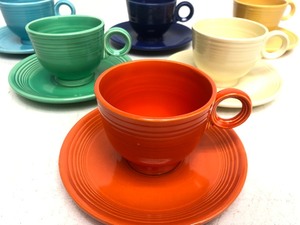 lot 49 image: Set of 6 Different FIESTA Ware Tea Cups wSaucers