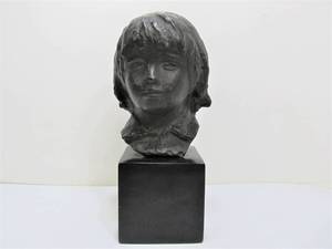 lot 136 image: Large HEAVY Vintage 1977 Renoir Bust Sculpture
