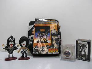 lot 197 image: KISS Figures Ornaments & New Throw Blanket
