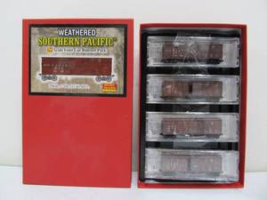 lot 204 image: Brand New Micro Trains N Scale Weathered Southern Pacific 4-Car Runner Pack