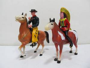 lot 228 image: Vintage 1950s-60s Western Cowboy & Indian Chief Toys wHorses