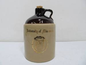 lot 309 image: Vintage UNIVERSITY of MINNESOTA Stoneware Jug