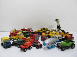lot 322 image: Large Lot of Smaller Size Vintage TONKA Vehicles