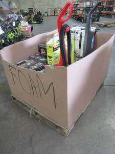 WHOLESALE MIXED PALLET OF MISCELLANEOUS VACUUMES AND SPOT CLEANERS