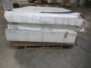 WHOLESALE MIXED PALLET OF MISCELLANEOUS SHOWER SURROUND SETS