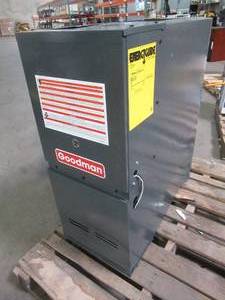 Goodman GDS80603AX Gas Furnace, Single-Stage BurnerMulti-Speed Blower, Downflow Low NOx 80% AFUE - 60,000 BTU, GDS80603AX - Slight Dents around Casing