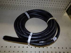 lot 17 image: 38 Universal Pressure Hose