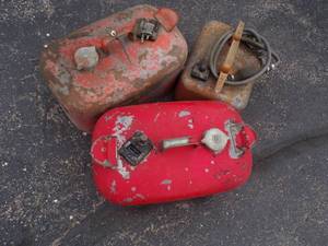 lot 36 image: 3 Boat Gas Tanks