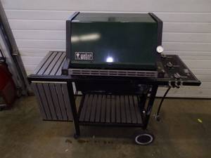 lot 96 image: Weber Gas Grill with Cover
