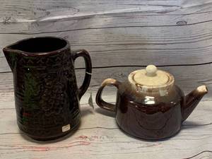 lot 4 image: McCoy 163 Teapot & North Star Dark Brown Grape Pitcher