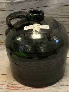 lot 5 image: North Star Stoneware Jug 1882-1896