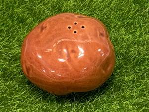 lot 16 image: Rare Potato Rosemeade Pottery Salt or Pepper Shaker
