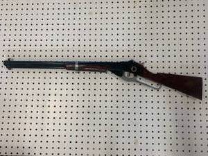 lot 29 image: Daisy Model 94 Red Ryder BB Gun Working Condition