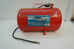 lot 14 image: Portable air tank