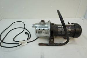 lot 26 image: Lawn pump