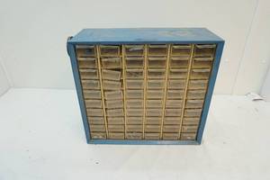 lot 30 image: Tool organizer