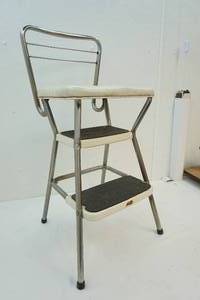 lot 39 image: Step stool