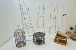 lot 41 image: Tomato cages, bird feeders