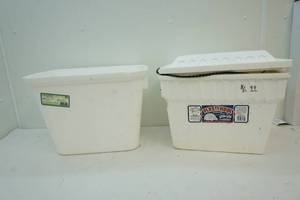 lot 44 image: Styrofoam coolers