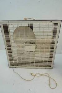 lot 45 image: Fan